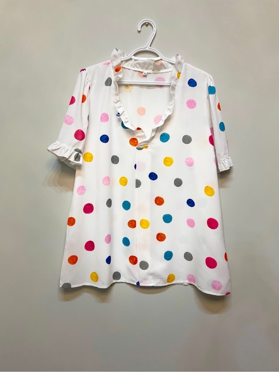 Handmade Tops - 💛 Light Summer White Top with colourful dots